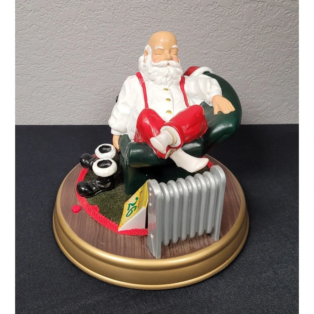 2002 Gemmy Animated Musical Relaxing Santa Figure - Read